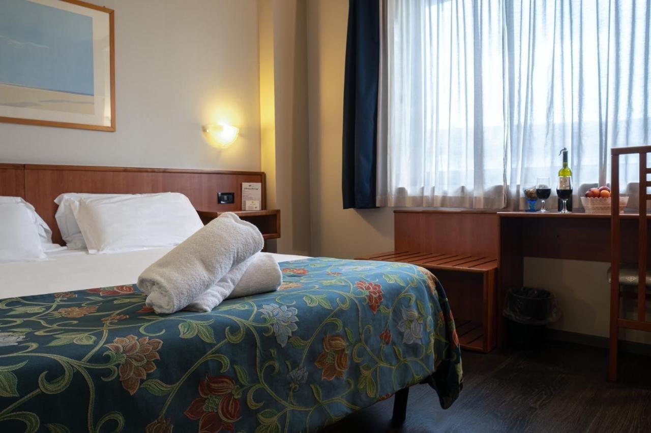 Hotel President Turijn Buitenkant foto